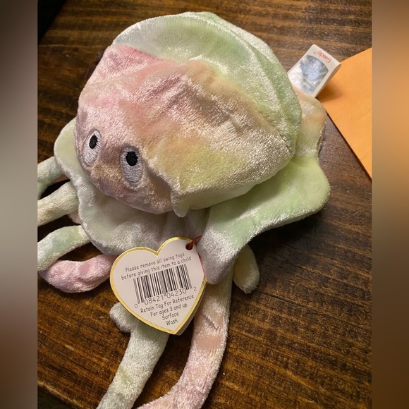 Goochy The Jellyfish - Picture 2 of 3